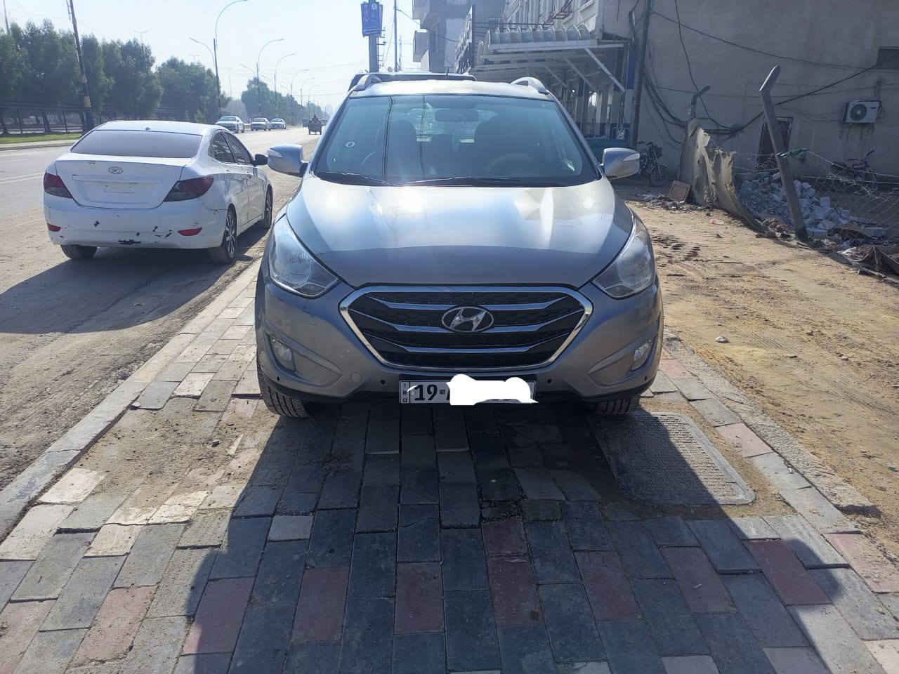 توسان 2013
امريكي دفع رباعي مكينه ٢٤٠٠
سياره جدا نظيفه
مكاني كربلاء
هزه جديده رقم كربلاء إنكليزي تحويل مباشر
***********
