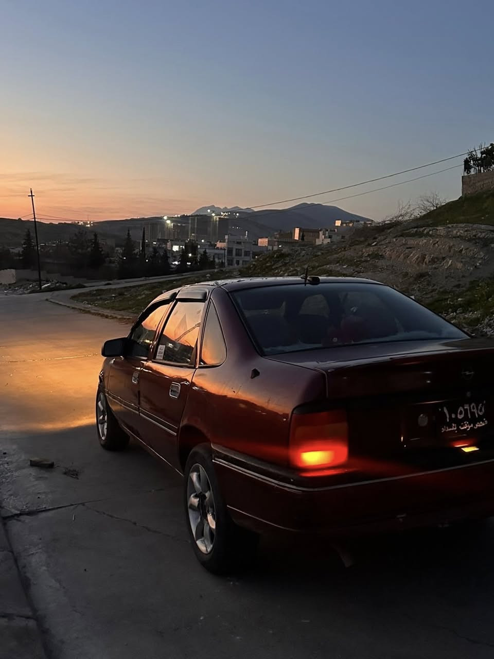 ئۆپڵ فێکترا مۆدێل ٩٢
Oepl vectra Model 92
سەیارەیەکی باشە ڕەنگی جەرگی/ 
سەنەوی  ماڵی دۆستە سەنەوی بەغدای  لەگەڵەیا بەشەرتی ئەوەی نەگیرێ
سڵاید
مەکینە ٢٠ 
 هیچ مشکیلەیەکی کارەبای گێڕو مەکینەی نیە 
زۆر توندوتۆڵە تەقەو ڕەقەی نیە 
گێر ئۆتۆماتیک موسو بڕاوە نیە بە شەرت 
٢٣ گەڵاو  محامەلە
***********
ڕەقەمەکە هەموو شتێکی لەسەرە
