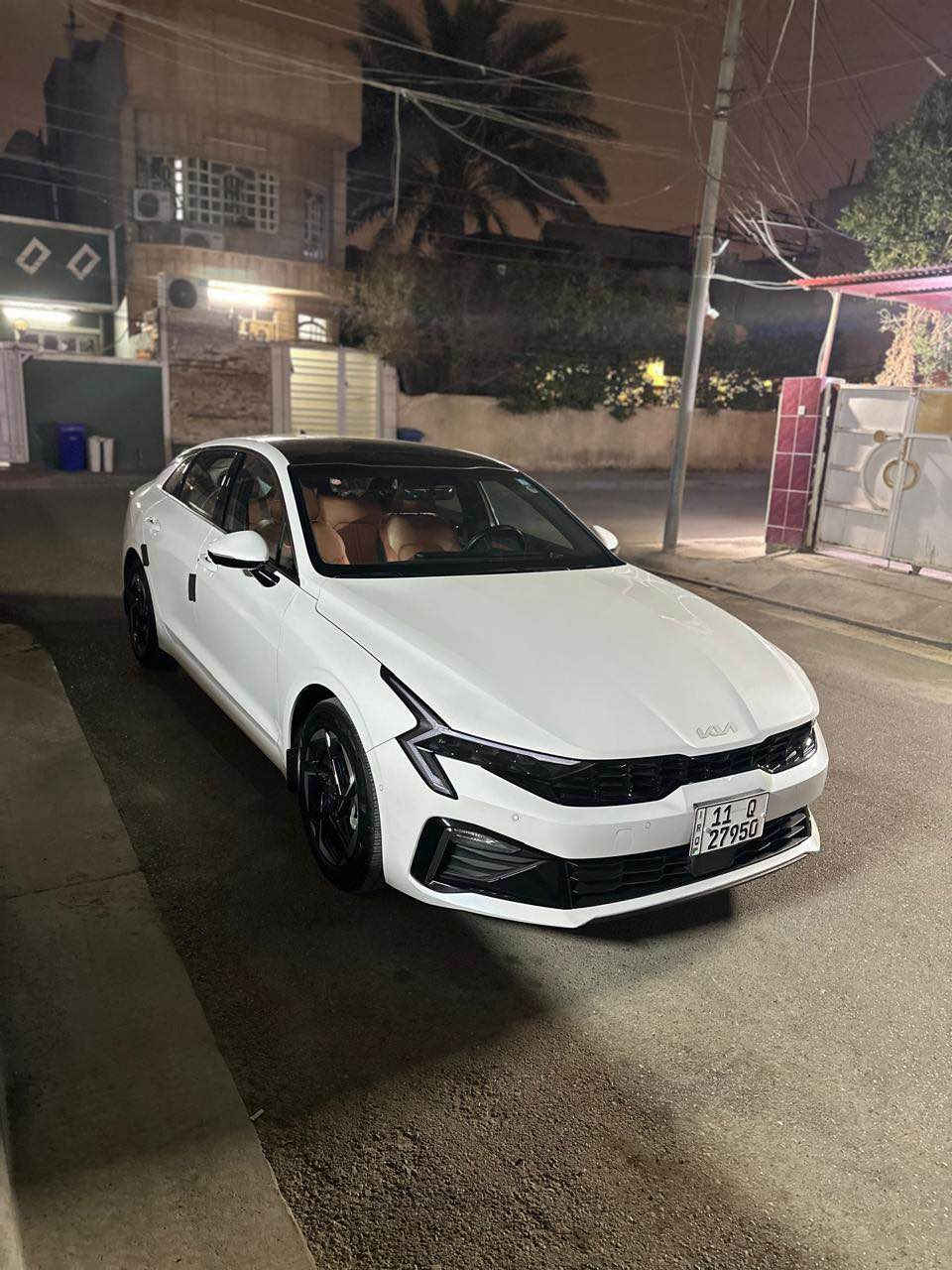 كيا كي فايف فول مواصفات للاخير VIP
 (كيا كي فايف Kia K5 2025 خليجي) 
✈️مكفوله كفاله عامه 
 📢كفاله عامه من كُلشي مكفوله 
📍فولللل vip 
 📍خزن ميموري 
📍عداد ديجتال
 📍اربع كامرات
📍 ثنين كراسي كهرباء
📍 تشغيل عن بُعد 
📍بكلايت LED 
📍داخل جلد لونين 
📍كشنات تدفئه تبريد 
📍اوتو هولد 
📍ترحيب عند الاقتراب 
📍5 انظمة قياده 
📍مري قلاب
📍اضاءه اوتو
📍مري شفط 
📍قطعتين تبريد 
📍محرك 2500cc Smart المحرك الذكي 
📍هاند بريك بصمه ((P))  
📍 ماشيه ١٥ الف كيلو متر 
📍السعر 25700$وبيها مجال 
📍 مكاني بغداد شهداء البياع او حي الاعلام السعر ٢٥٥٠٠ يعني ٢٥٥ ورقة وبيهة شي بسيط للاستفسار سيف *********** بغداد, العراق
