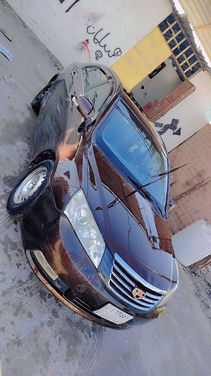 السلام عليكم جيلي امكراند موديل 2014رقم نجف سنويه جديده سياره مكفوله كفاله بس محولبه محرك كير جديد بشرط لا تنقيص لا صرف سياره جديده زنون عالي ناصي تخم بلاديات زنون اصليات التفاصيل بعد من غير ذني الشراي يتصل عل رقم الهاتف ‏‪***********
