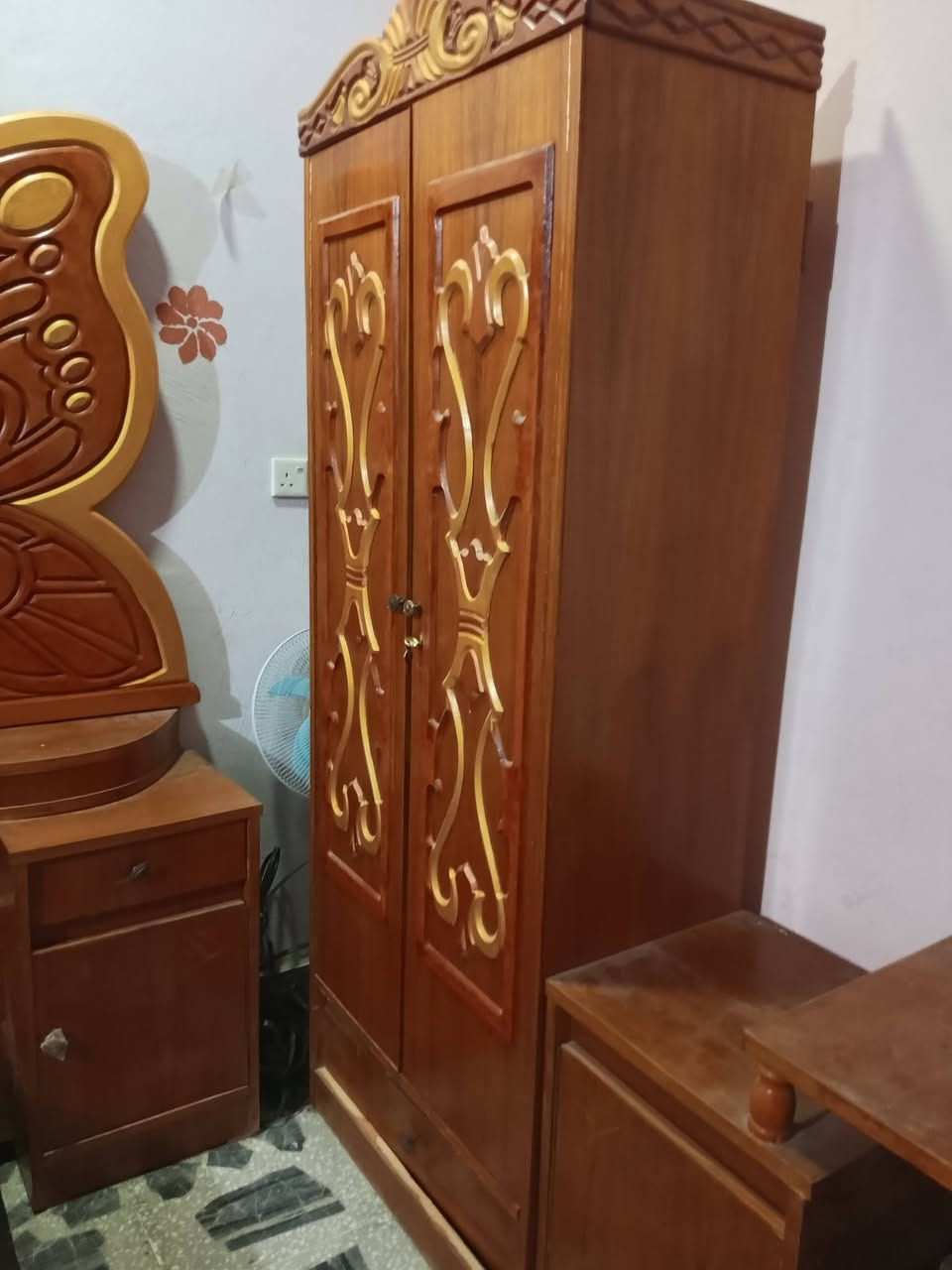 غرفه مل نوم مستعمله سعر  خاص  بكاني بعقوبه ناحيت العباره توصل ‏‪***********‬‏
