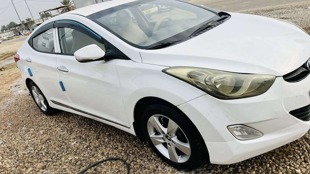 سلام عليكم انتره 2012خليجيه
بيه جاملغ امامي تبديل رقم اربيل بسمي هزه جديده رقم دولي مكينه 1600
بابل الشوملي 

السعر 105

***********
