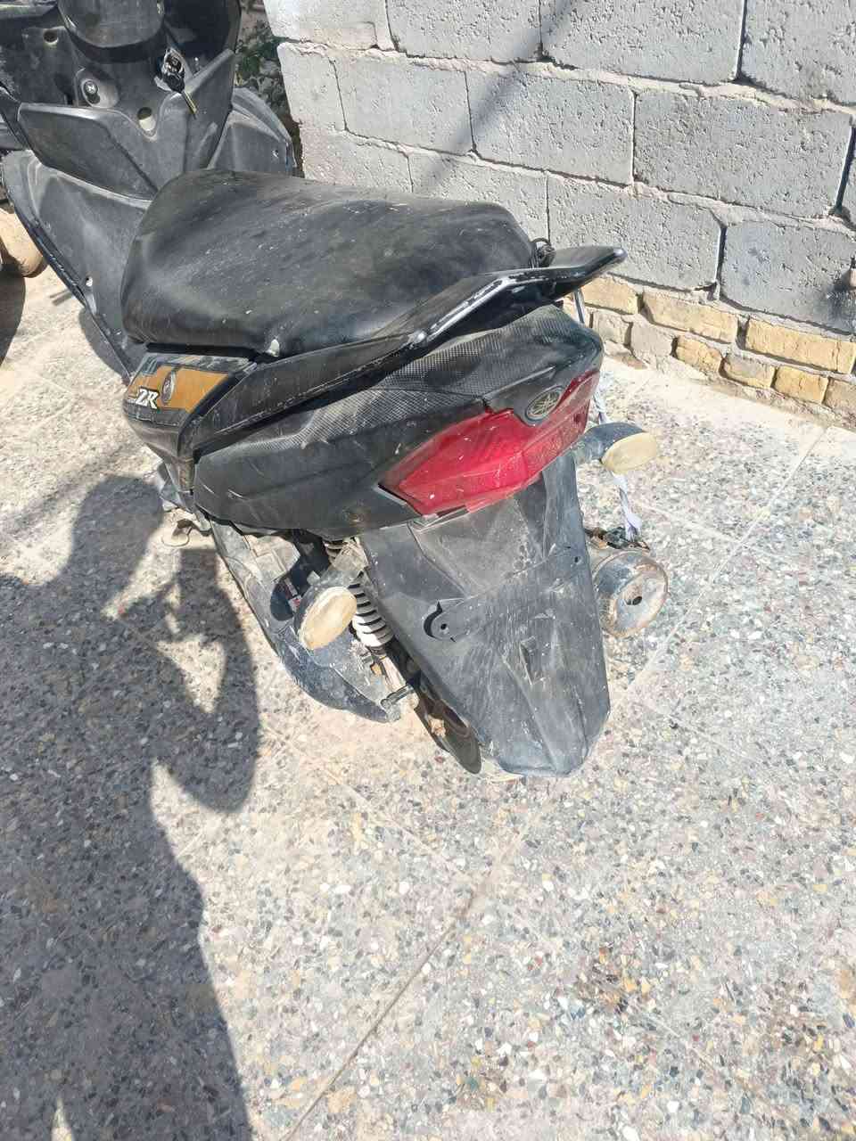 ZR19 دراجه مكينه حلوه شغاله سلف نقصه قبق هندر ولايت أمامي بس شد الواير مالته ومكان برغي الصالنصه بالمكينه مكسور ب425 وبيه مجال


**إذا كنت صاحب هذا الإعلان وتريد حذفه لأي سبب، رجاءا أرسل رسالة إلى الدعم الفني**