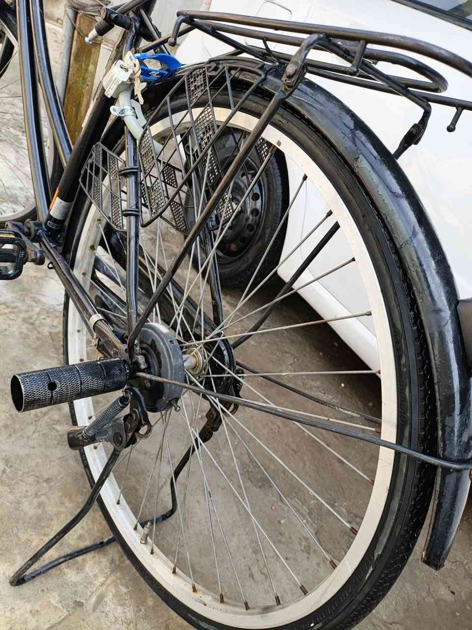 باسكل ياباني حاويه صارله شهرين من نازل موديل 18 كل نقص مابي شرط لنضافه لمكان كربلا حي العامل لتواصل ***********واتساب ام مازنجر سعر140وبي مجال لطيبين👍
