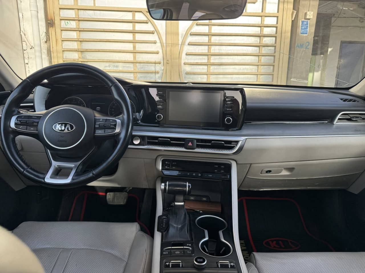 كي فايف ٢٠٢١ خليجي للبيع ضرر طخة بسيطة جداً موضحة بالصور  للتواصل ‭٠٧٨٢ ٢٢٠ ٠٩٠٢‬
