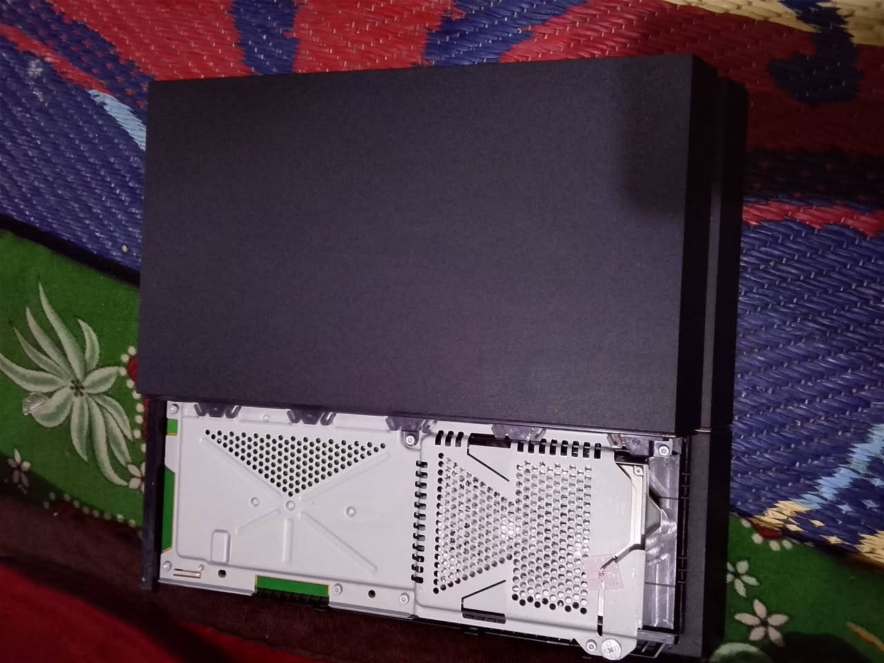 سلام عليكم بلي فور مهكركامل ملحقاته فات بي عشر لعبات سعره 235مستعجل مكاني بغداد العبيدي ***********
