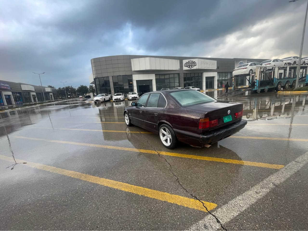 🛫سەرەتابە ناوخوای گەورەو میهرەبان✈️ بەس فرۆشتنە بیئیم مۆدیل 1993ئارم پلاسیک  بەشەرتی ئارم و ئە وەلیات  ومووسووبراوە بەشەرتە گیرتۆماتیک  مە کینە 525کەپس  گیرومەکینەی بەشەرتی دەوەستا  کارە بای گشت گیانی ئیشە کات جوار تایەو ویلی هامانی دوو سایزی لە ژیرە. پیشوودوای دەعمی نیە  پیشوودوای چرکەی تیانیە  یەک چرکەو ١٠٠$دۆلار ببرە هەمووگیانی ئیشەکات  بەپارەی  ئۆپلیک ئە ی فرۆشم  سعری٣١گەلا شوین سلیمانی ژ:***********
*********** السليمانية, العراق
