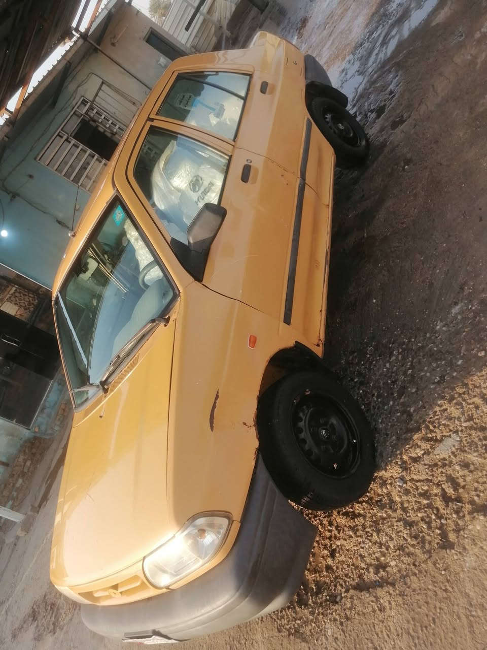 السلام عليكم سايبا موديل 2015 رقم قادسيه مكينه وكير مكفولات كفاله تخم تاير جديد ستوني شاده حداديه جديده مشط جديد كهربائيات كلها شغاله مدوشمه سياره هيئه وغرامات مصفره بيها وصولات سنويه لل29 مكالها باديوانيه يريد تحويل السياره بيها جاملغ امامي مبدل وبيها شويه رشات صبغ خياسات ومعمره
السعر 29 وبيها مجال حك جيه
***********
