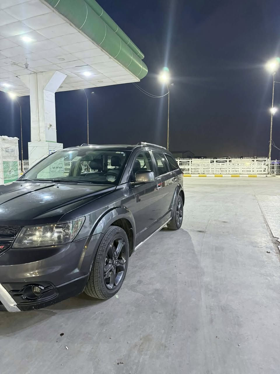 سلام عليكم سياره دوج جورني للبيع ٢٠١٩ فول عدى الفتحه سياره نضيفه ضربتها جاملغ مال صدر فقط  رقم بغداد تحويل مباشر السعر ١٥٧ وبيها مجال للاستفسار التصال *********** المكان واسط صويره
