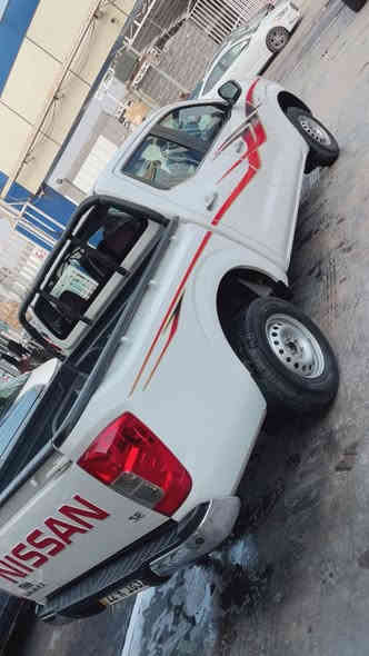 السلام عليكم بيكم نيفاره موديل 2017 
السياره كفاله عامه من الصبغ والبارد  جام كهرباء رقم اربيل الجديد حساس خلفي كامره 
السياره كولش نظيفه بغداد مدينه المعارض معرض الخلاص 153 
***********
