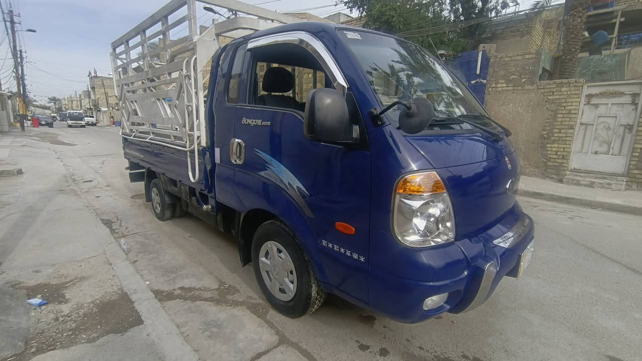 كيا بنكو  موديل 2007 محرك 3000 مفتوح
محرك كير اكسن مكفول 
مكفولة من ضربة وكص صبغ مكانات بصيطة اثر جراد 
شاصي مكفول 
تبريد 🥶 ثلج 
شاشة +كامرة خلفية 
تخم تاير امامي خلفي جدد 
قطرة اخياس مابيهة 
جاهزة من كل النواحي 
رقم بغداد مشروع وطني سنوية لغاية 28 تحويل مباشر 
السعر 85$
مكاني بغداد مدينة الصدر الاورفلي 
رقم الهاتف ***********
