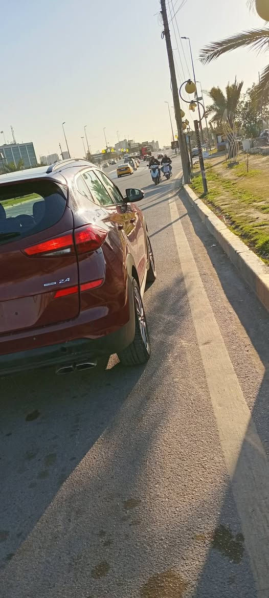 بيع مستعجل
السلام عليكم ورحمة الله وبركاته
توسان موديل 2019وارد أمريكي فول مواصفات 
كير مكينة مكفولات 
تخم تاير جديد 
باتري جديد 
تبريد ثلج 
مواصفات السيارة 
تبريد قطعتين
بانورامة 
فول رادار 
بصمة 
كشنات كهربائية 
تدفئة بل كشنات 
السونار مرفق بل منشور 
مكاني بغداد جسر ديالى الجديد 
رقم الهاتف ***********
