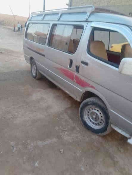 السلام عليكم فتون 2009رقم ديالى 
بيهه خيياسات  مكينه ونجي مجفته جديد كير اكسن مكفولات تحويل مكان السياره بغداد الكماليه سعر السياره 37
هاذا رقمي ***********
