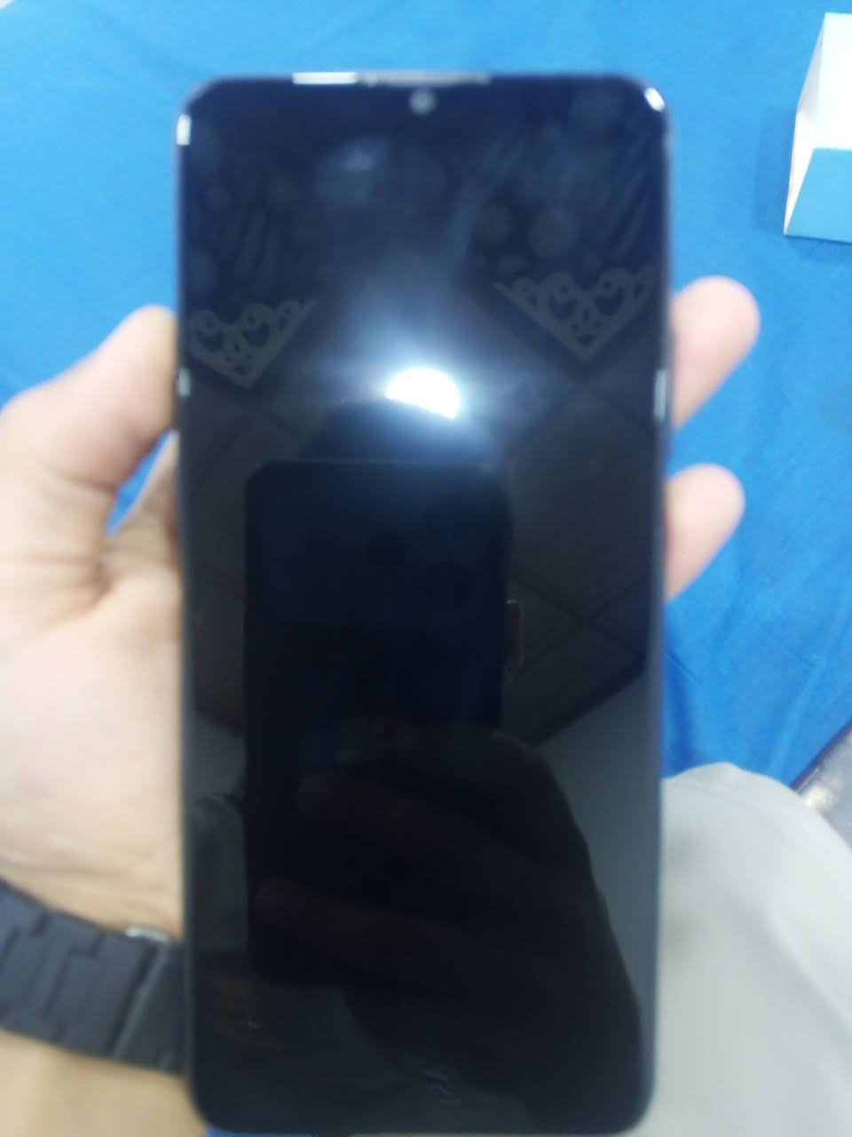 موبايل ZTE/A71 مستعمل بس جديد يعني ما واصل تصليح كامل بس الكفر مصبوغ برتقالي وبي كيبل السعر 125 وبي مجال اشويه الاتصال على الرقم التالي *********** بي واتس
