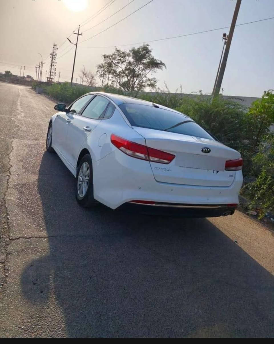 سلام عليكم اوبتيما 2016 وارد امريكي مبدل بيه صندوك وضربه جاملغ لخلفي جهة  اليمنى مرجعينه بارد رقم ذي قار رقم نكليزي  ابسمي بيه جراد وبيه شخوط صفحه سايق ومبدل بيه كازكيت تفاصيل اكثر *********** رايده110  وبيها مجال مكاني البصرة شط العرب
