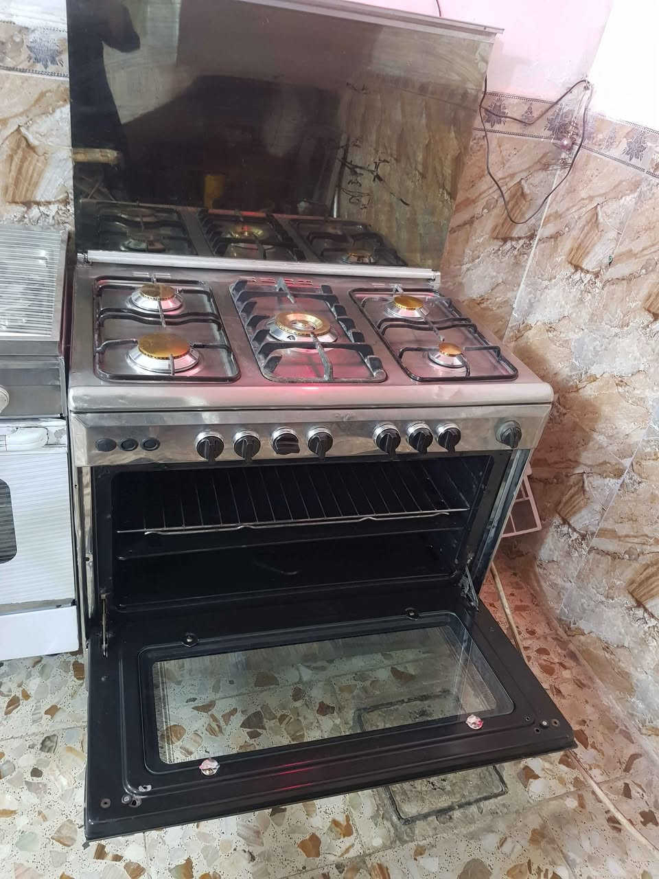 العنوان بغداد ابوب الشام يم معمل الغاز *********** بغداد, العراق
