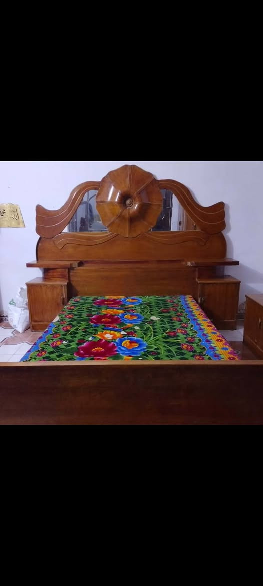 بيع مستعجل
غرفة تسكام 5 قطع ب 400 بيه مجال 
النيل


**إذا كنت صاحب هذا الإعلان وتريد حذفه لأي سبب، رجاءا أرسل رسالة إلى الدعم الفني**