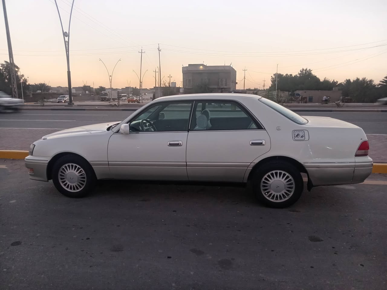 كراون راس ثور موديل 97
مكفوله من ضربه ومن نقل جثه
مكينه وكير حداديه مكفول طخم
تاير كهربائيات كلهه شغاله سياره مفوله عده تانته شاشه ليزري
لسعر108ورقه بيهه مجال
*********** واتساب موجود عنوان بصره
