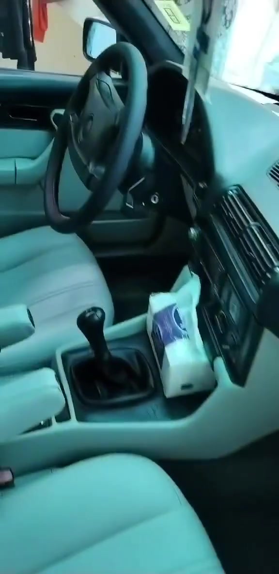 السلام عليكم بي ام BMW حجم 525 موديل 1993 رقم سليمانيه تحويل بشرط مكينه كير كفاله مكينه مسكر فانوس لاتبخير لاتنقيص تدفئه تبريد شغال كهربائيات كلها شغاله تخم تايرات جدد سياره مصبوغه جمالية فقط سيارة احلئ من الصور سعر 60 بيها مجال عنوان كركوك متواجد رقم فقط (***********)

