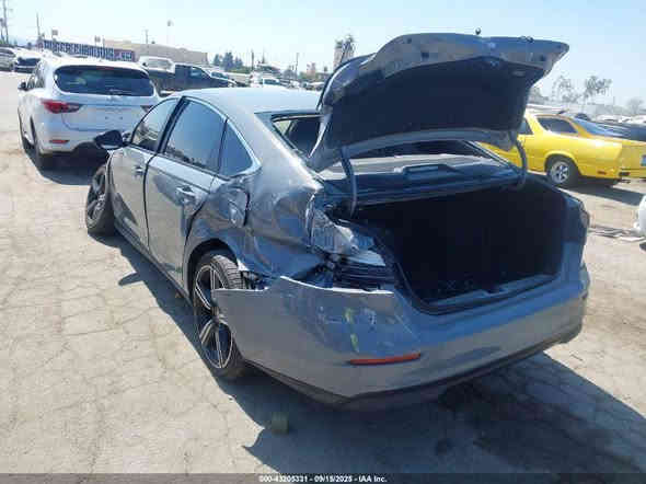 ما شاء الله! تبارك الرحمن. 🤲

ألف مبروك مقدماً للزبون على 

سيارة هوندا اكورد 2024 هايبرد
⚡️⚡️للبيع ⚡️⚡️

📞 تفاصيل التواصل للاستفسار
 * عبدالرحمن: *********** ☎️
 * خالد: *********** 📞

إذا كان لديك أي استفسار آخر بخصوص مواصفات السيارة، أو تحتاج إلى مساعدة في البحث عن معلومات إضافية عنها، أو أي شيء آخر، فأنا هنا للمساعدة!
