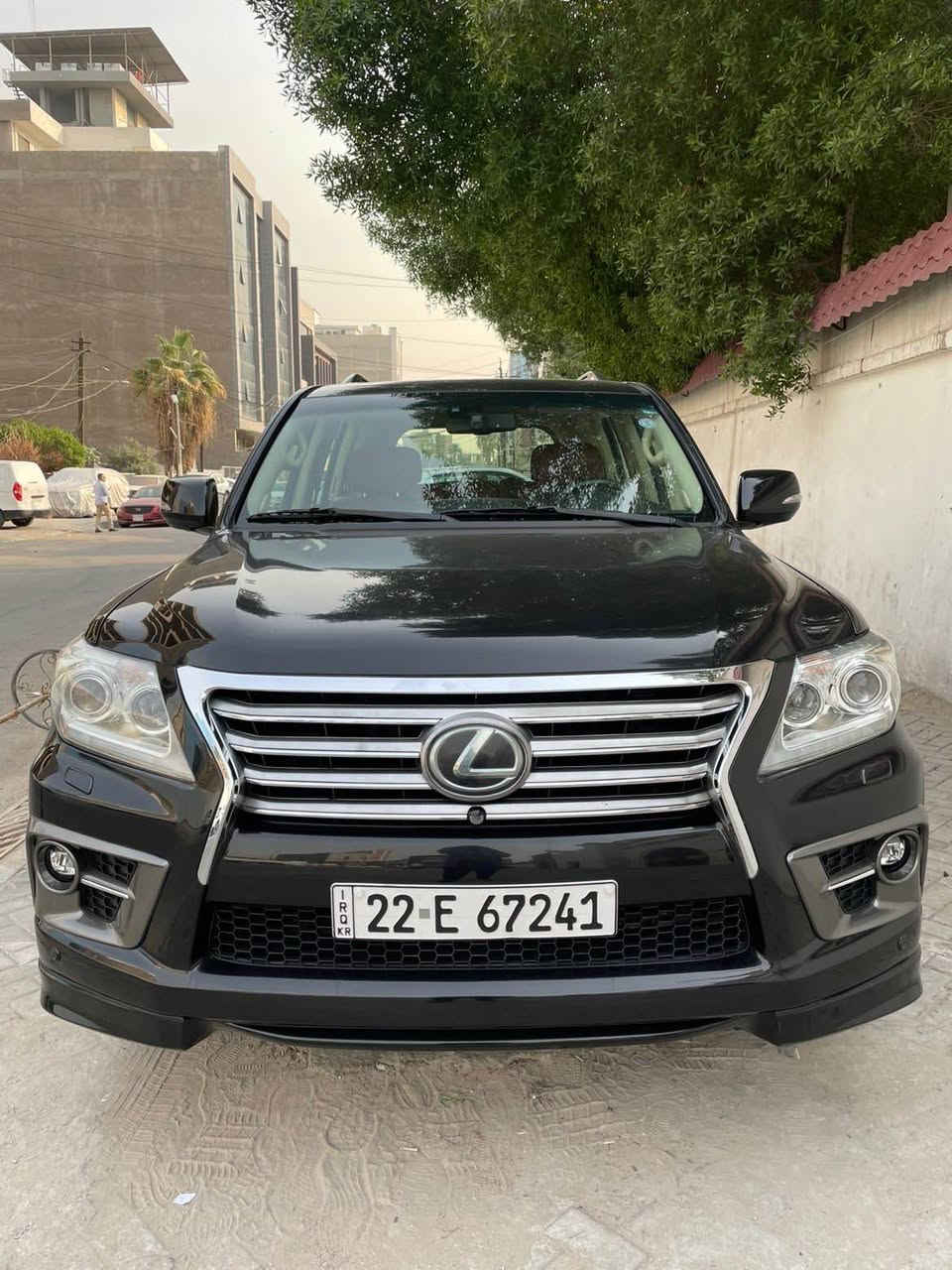 السلام عليكم لكزس موديل 2014 بريم فول مواصفات ماشية 237 الف بيه قطعتين صبغ اثر شخوط السيارة رقم اربيل بسمي تحويل ثاني يوم مكانها بغداد الكرادة ‭0771 107 9562‬ بغداد, العراق
