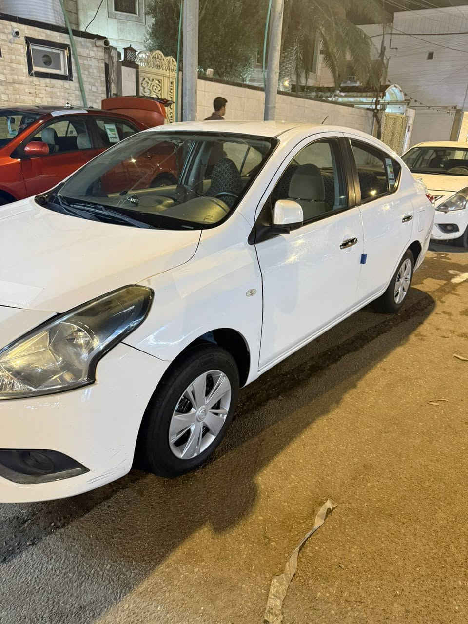 نيسان صني موديل 20 رقم بصره شرط التحويل مكفولة من الصبغ والضربه بيها بارد قليل مكينه كير تبريد ثلج حداده نص عمر السعر 97بيها مجال *********** البصرة, العراق
