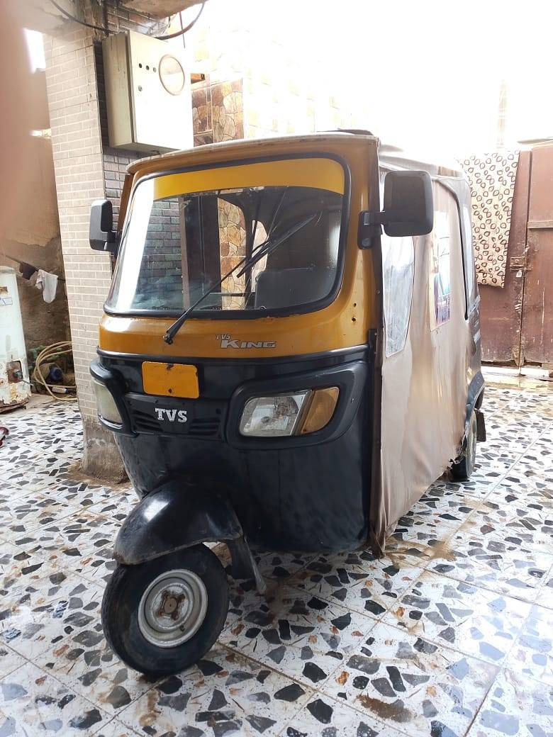 للبيع توكتك تي في اس موديل 18 اوراق اوراقه اصوليه مكينه 20تجفيت شركه درجى اولى اشراي يتصل عرقم  عنواني الحله الحمزه الغربي ***********
