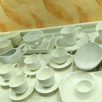 مواعين حراري • ٤٠ قطعة • توصيل