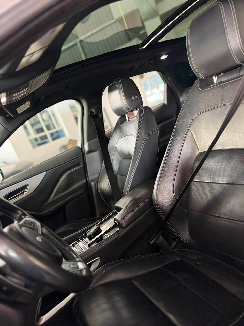 Jaguar F-Pace S 2017
R dynamic 
كفالة عامة وكالة سردار
سنة التصنيع: 2017
كيلومترات: 77000
ناقل الحركة: أوتوماتيك سبورت
عدد الاسطوانات: 6 اسطوانات
حجم المحرك: 3.0L
قوة حصان: 360 حصان
السوبر
نظام القيادة: دائما كل عجلة القيادة
فتحة سقف: بانوراما
داتاشوو
نوع المقاعد: الجلود الكهربائية - التدفئة - التبريد - التبريد
وسائد هوائية: 10
الشاشة: 1 كبيره
دشبول الكتروني كامل ديجيتال
مجسات: الرادار - مجسات - موقف سيارات
الكاميرا: 360 درجة
حجم الإطارات: 21 بوصة
مصابيح: رئيس تتحرك - زينون - إضاءة LED
ورايدها 370$ورقة
العنوان دهوك 
للاستفسار واتس اب فقط 
للبيع او مراوسه حسب القناعه
*********** دهوك, العراق
