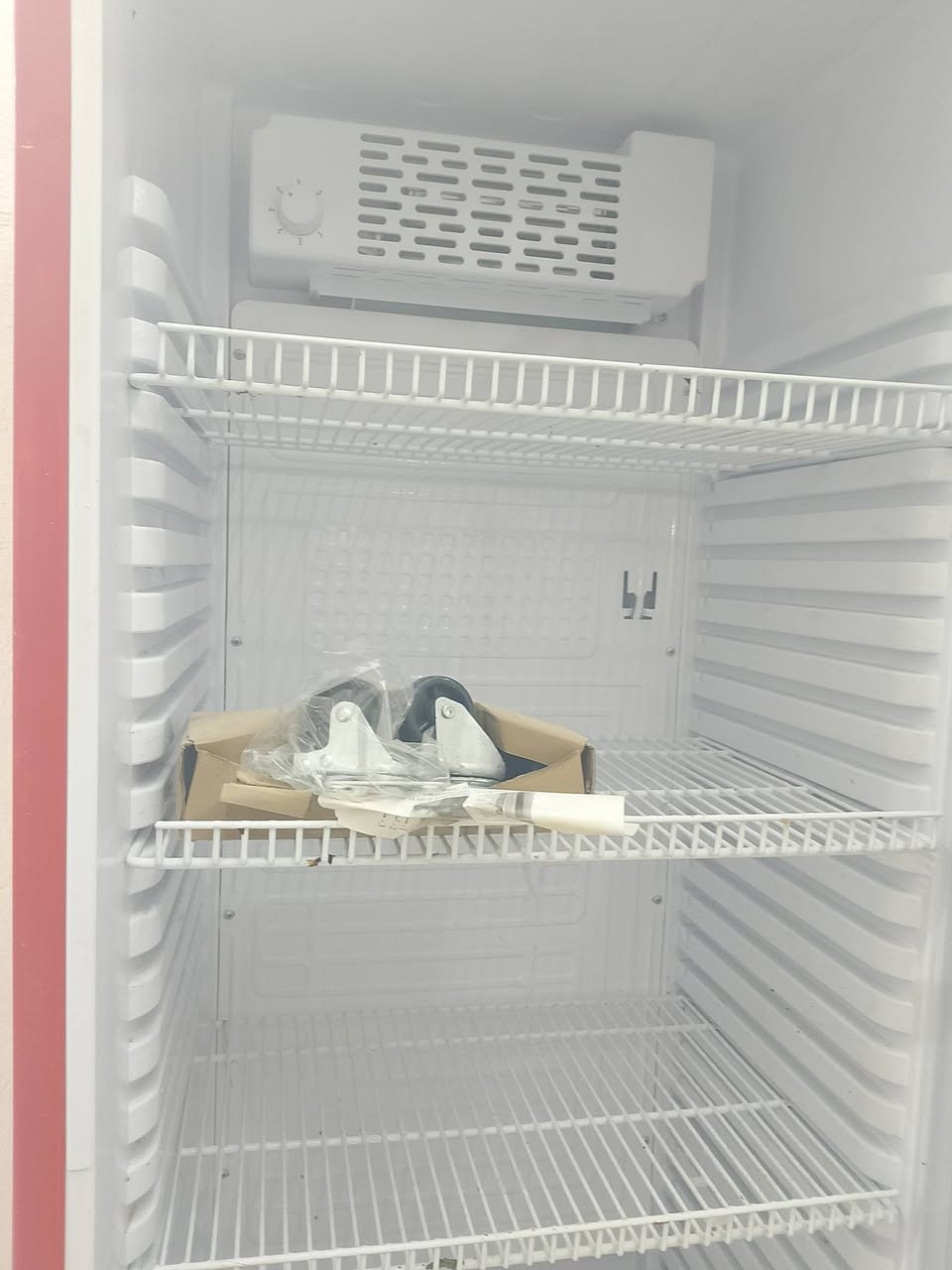 للبيع عجانه 15 كيلو وحافظه جديده استعمال شهر فقط للأستفسار
***********
