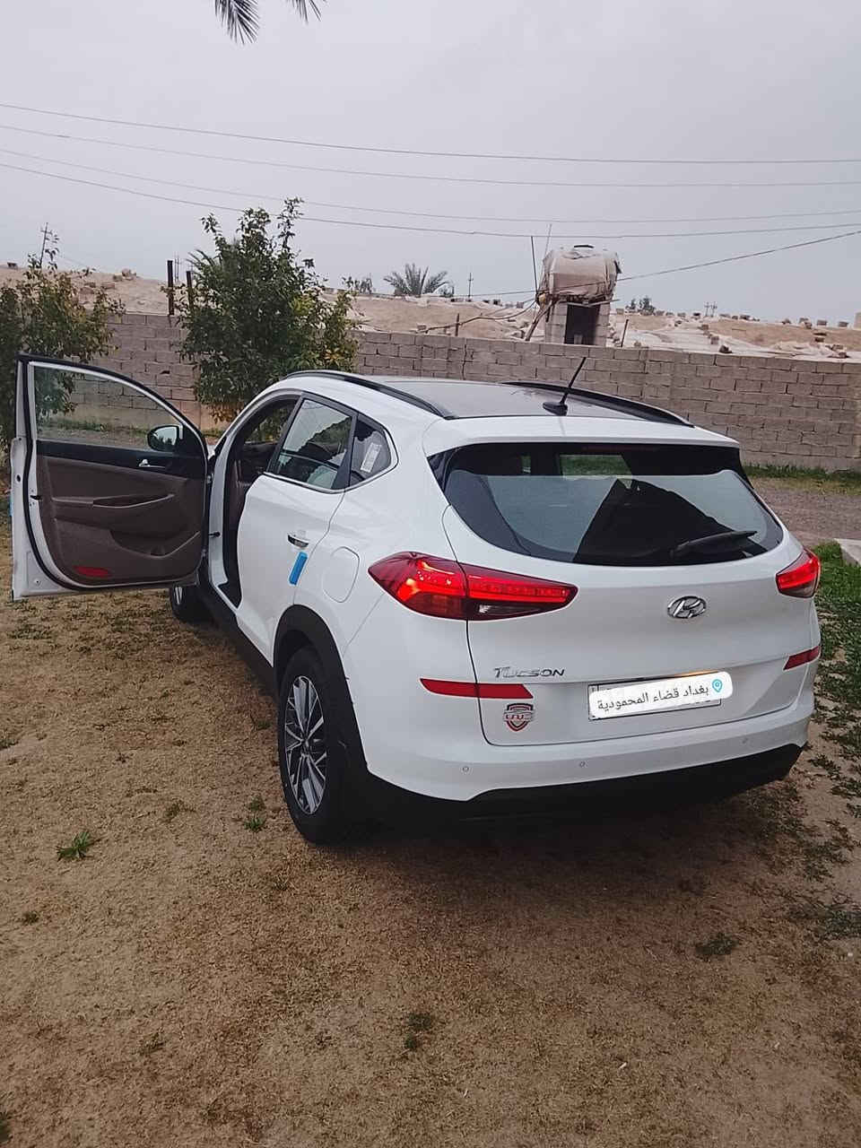 السلام عليكم
توسان موديل 2019 خليجي 
مكفولة كفالة عامة ما عدى بارد بسيط جداً 
رقم بغداد الجديد بأسمي
فول مواصفات 1/1
السعر 205
المكان: بغداد المحمودية 
للاستفسار:
***********
***********
