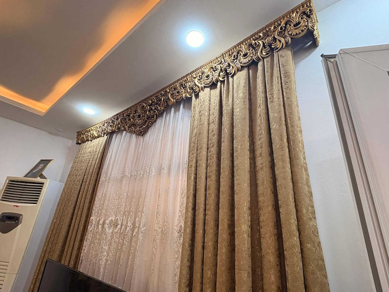 السلام عليكم
@غراض مال بيت للبيع
فرشه حرير نضيفه  قياسها  ٤×٣ ب ٦٠ الف وبي مجال 
بردة + التاج قياسها ٣ ×٣ ب ٥٠ الف وبي مجال 
ساعات ٢ كبار قياسهم ٧٠ سم تقريباً+ لوحة اية الكرسي ب ١٥ الف 
مكانهم كركرك القادسيه الثانيه رقم الهاتف ***********
