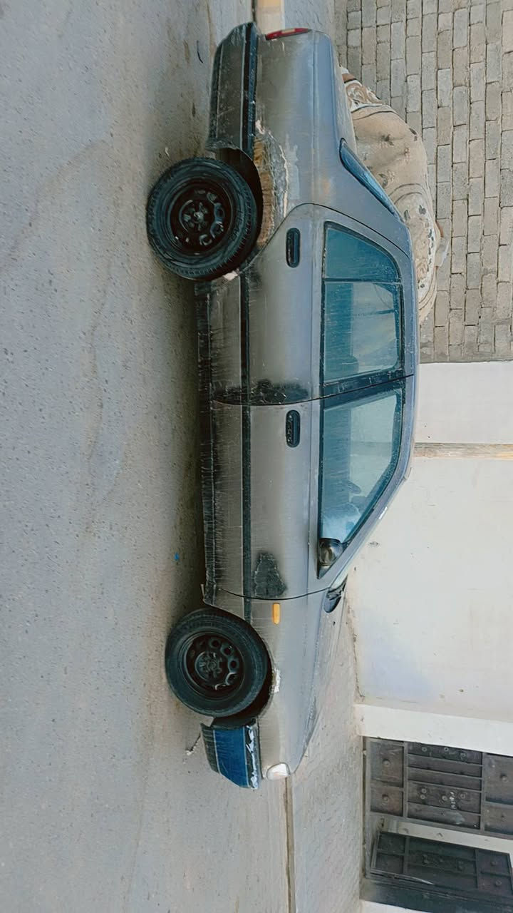 للبيع ومراوس نيسان سني موديل91 محرك وكير شرط قبق اسود تاير نص عمر كهربايات كله شقاله سمكره جديده فقط عوز بس صبغ جماليه للستفسار***********

