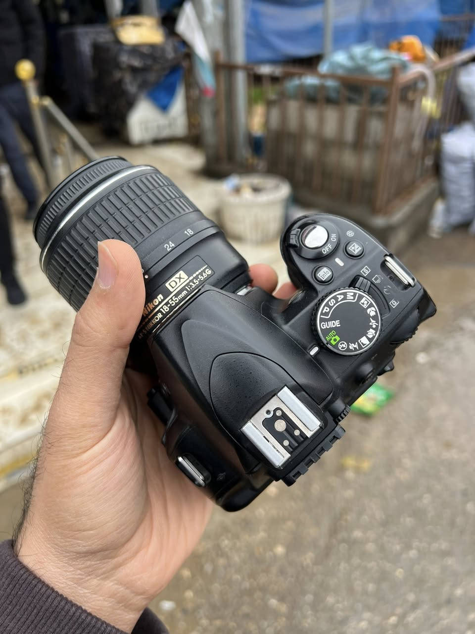 نيكون D3100
ويا عدسة بلادية 18-55 VR
نظافة  ٪؜٩٠
ويا شاحنه و بطارية بلادي
بضمان كل شي ابيعه
ارخصص سعر ١٥٠ الف قفله
رجاء قفله ١٥٠ الف اذا ماتريد لاترسلني

توصيل اكو


**إذا كنت صاحب هذا الإعلان وتريد حذفه لأي سبب، رجاءا أرسل رسالة إلى الدعم الفني**