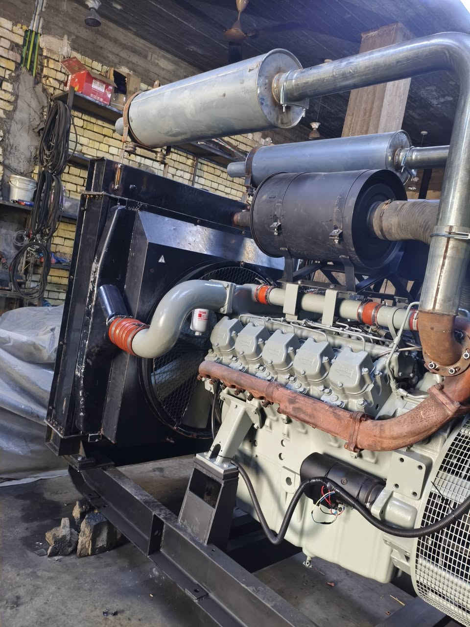 سلام عليكم كراج شمري جميع انواع دايو ابو غريب الخط السريع مقابل معمل حليب بلادي
دايو 10سلندر دوزان اربي 
شرط الحمل ستندر كهربائيه
حمايات توليد 500 ستندر
ضمان حمل 10ايام
السعر 175وبيها مجال
***********.   ***********
