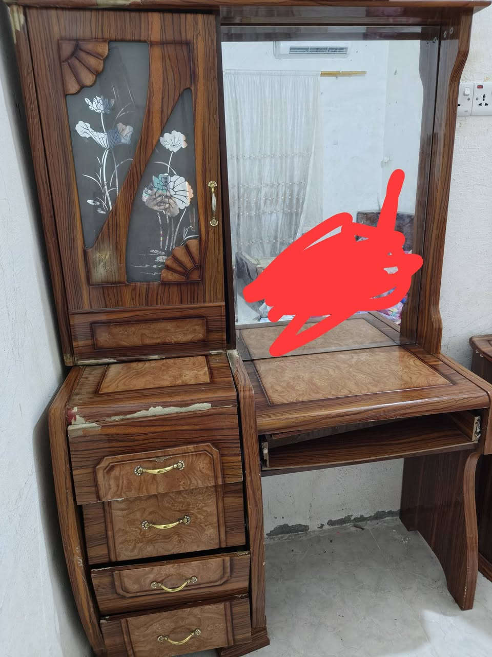 سلام عليكم غرفه للبيع بي اظرار محتاجه أريد ابيعها 175 وبيه مجال مكاني البصرة أبي الخصيب,***********
