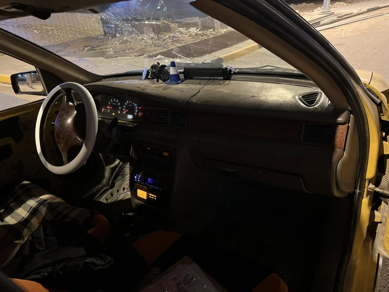 ‏السلام عليكم سمنت ￼للبيع ￼ ‏موديل / 2012/￼￼الرقم بصره العنوان بصره سعر 15 بيها مجال شي قليل الهاتف/***********
‏السنوية منتهية 2020￼
