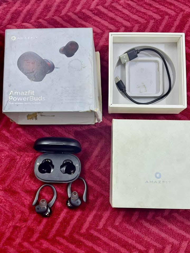 سماعه امزفت جديده بالكارتونه مثل ما موضح بالصور اذا مهتم تفضل خاص


**إذا كنت صاحب هذا الإعلان وتريد حذفه لأي سبب، رجاءا أرسل رسالة إلى الدعم الفني**