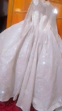 بدلة زفاف • بيضاء • مقاس ٣٨/٤٤