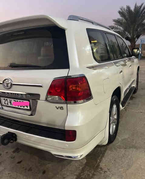 سلام عليكم

لاندكروز2013
 
بريم فول مواصفات
كشن كهربائي
شاشه 
فتحة سقف
7 راكب
كشنات جلد
محرك 4000 . 6 سلندر
وباقي مواصفات البريم المعروفه

ضرر السياره بيها اقل الشبر بارد بلجاملغ الخلفي والباقي مكفول  السياره 
ماشيه 260 الف
سعر السياره : 400 ورقه وبيها مجال 
للاستفسار 
***********
