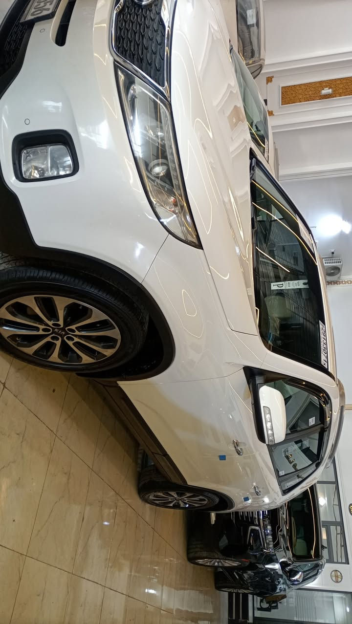 سورنتو 2013 بلا صبغ بلا بارد رقم نينوى الجديد مكينة 6 سيارة جديدة السعر 195 للاتصال *********** / ***********
