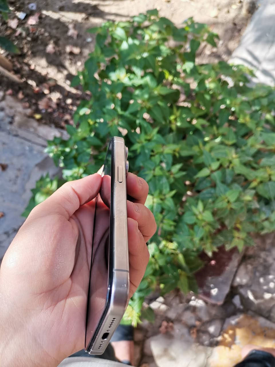 ❌❌❌❌نطيحة❌❌❌❌
آيفون (15 برو) 
بطارية 80% ما يصرف شحن
لون تتانيوم
دبل خط
شرق اوسط 
ذاكرتة 256
❌مستبدل فقط شاشه نوعية زينة وضهر فقط
باااقي كله شغال 100%

☎️/ ***********
