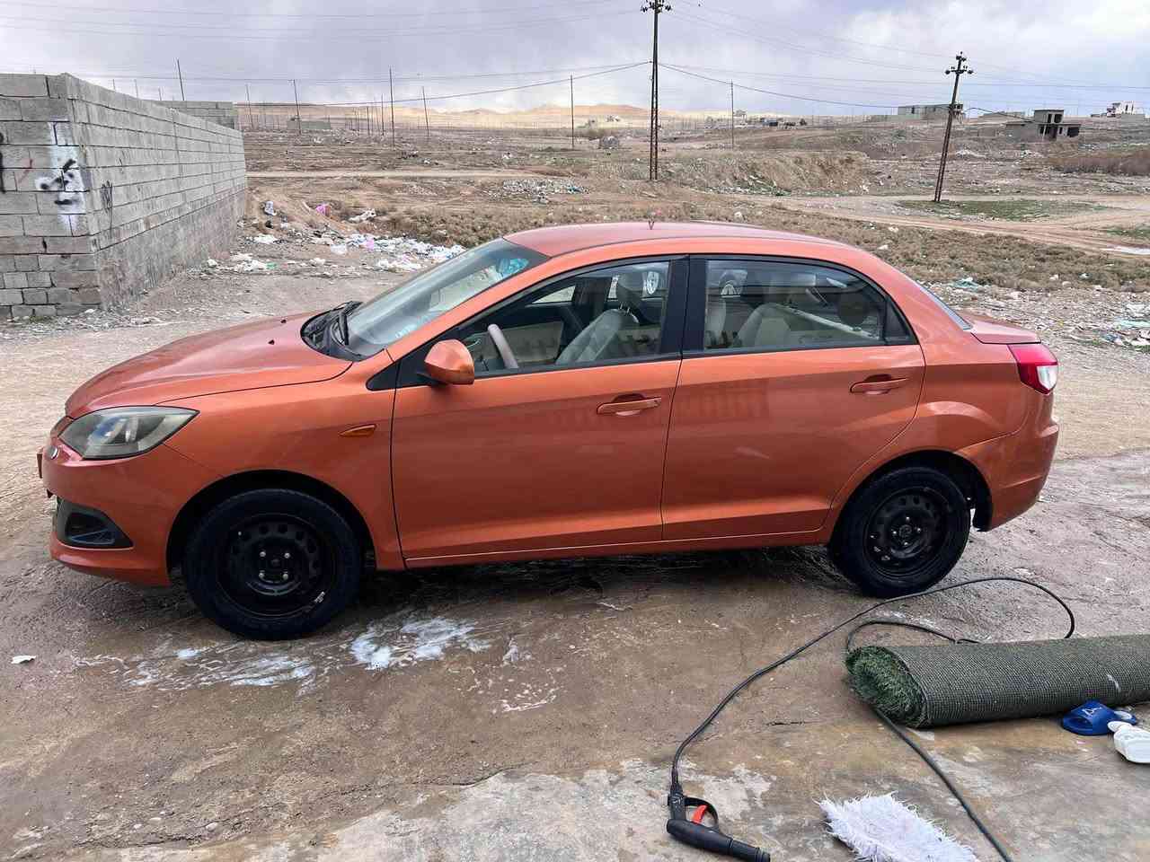 شيري فلاوين 2014
كير محرك شرط
تبريد❄️
كشنات جلد 
كير عادي
سوكان فوليوم
سياره بدون ضرر او صبغ 
حداديه جديد 
تايرات جديد 
باتري جديد 
مكان سياره كويه
شراي خابر او تدلل
***********
*********** كركوك, العراق
