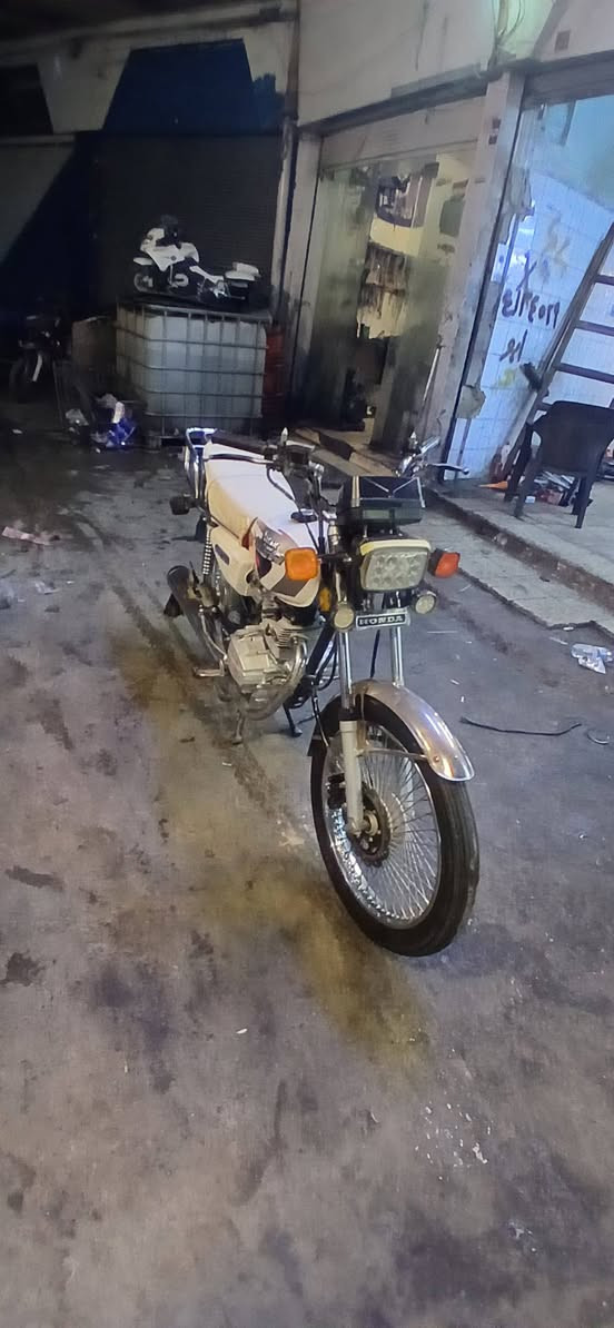 سلام عليكم ماطور سافين منفس اسلي سعر ٣٤٥ بي مجال بسيت رقم وتساب ***********
