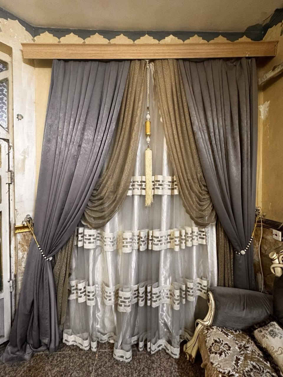 تخم ١٠ مقاعد هو والبردة مالته
بغداد مكاني حي أور رايدة ب٤٠٠ وبي مجال حك الجاي وللجادين.


**إذا كنت صاحب هذا الإعلان وتريد حذفه لأي سبب، رجاءا أرسل رسالة إلى الدعم الفني**