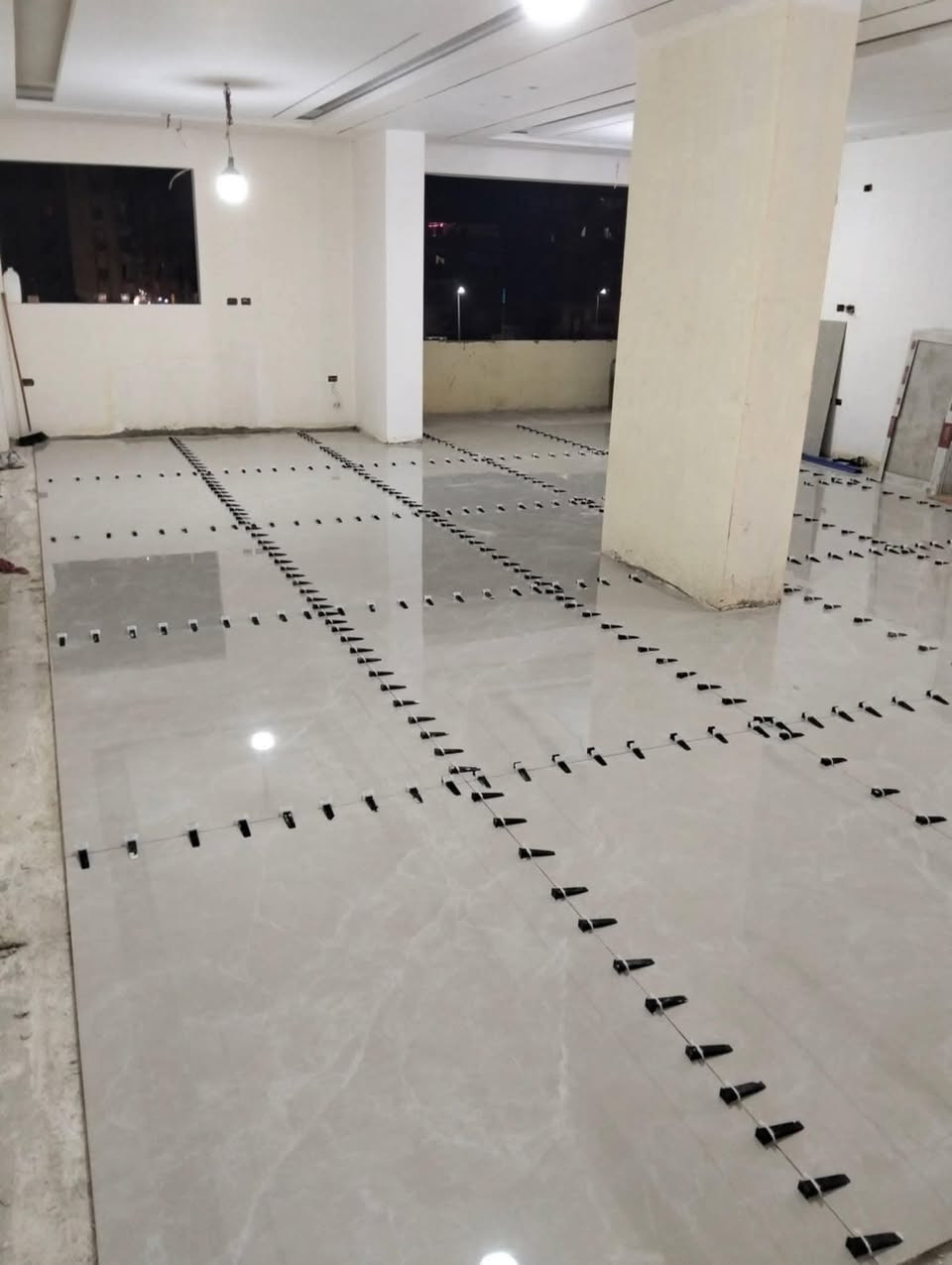 سلام عليكم هذا شغل ارضيات وجداري اب شرط استلام مهندس ا 
***********
بغداد
