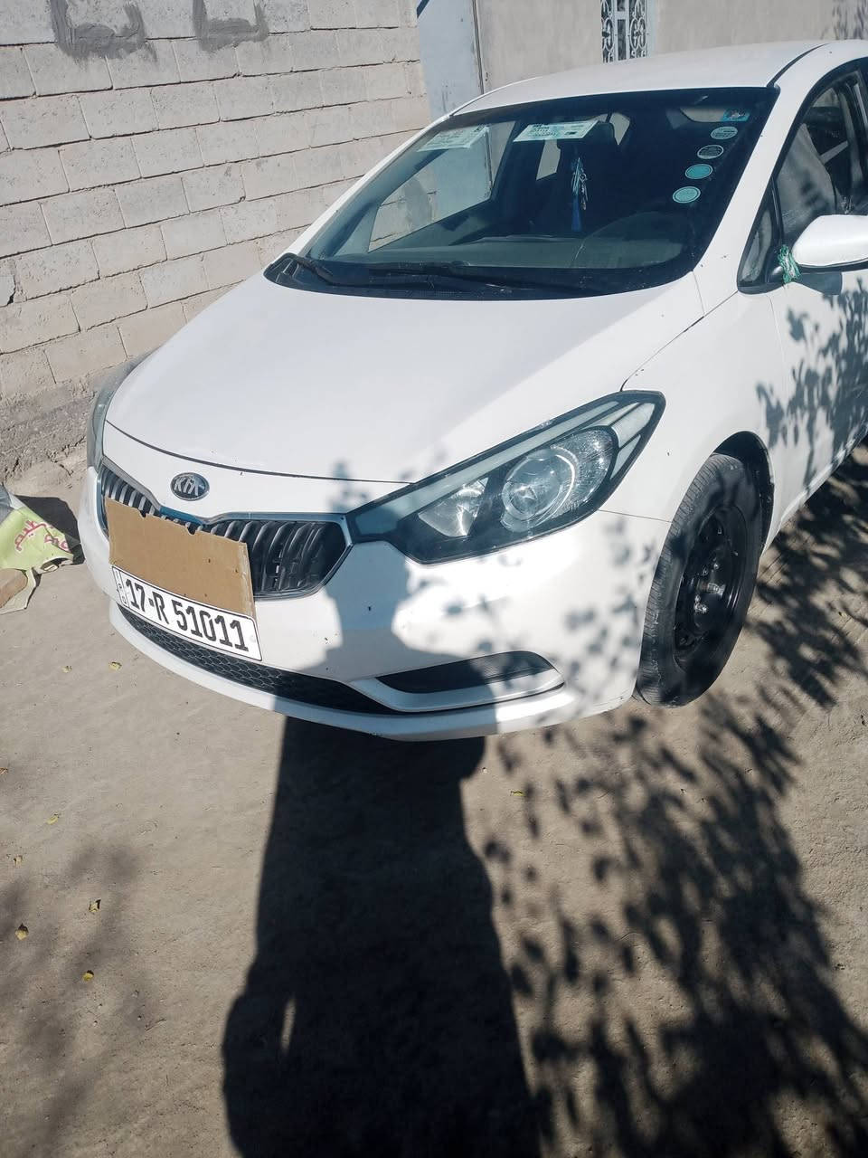 سلام عليكم سيراتو موديل 2013للبيع سيارة مكفولة من أي ضربة السعر 125 المو شراي لا يراسل العنوان السماوة الرميثة واتساب  *********** اتصال على هاذة رقم ***********
