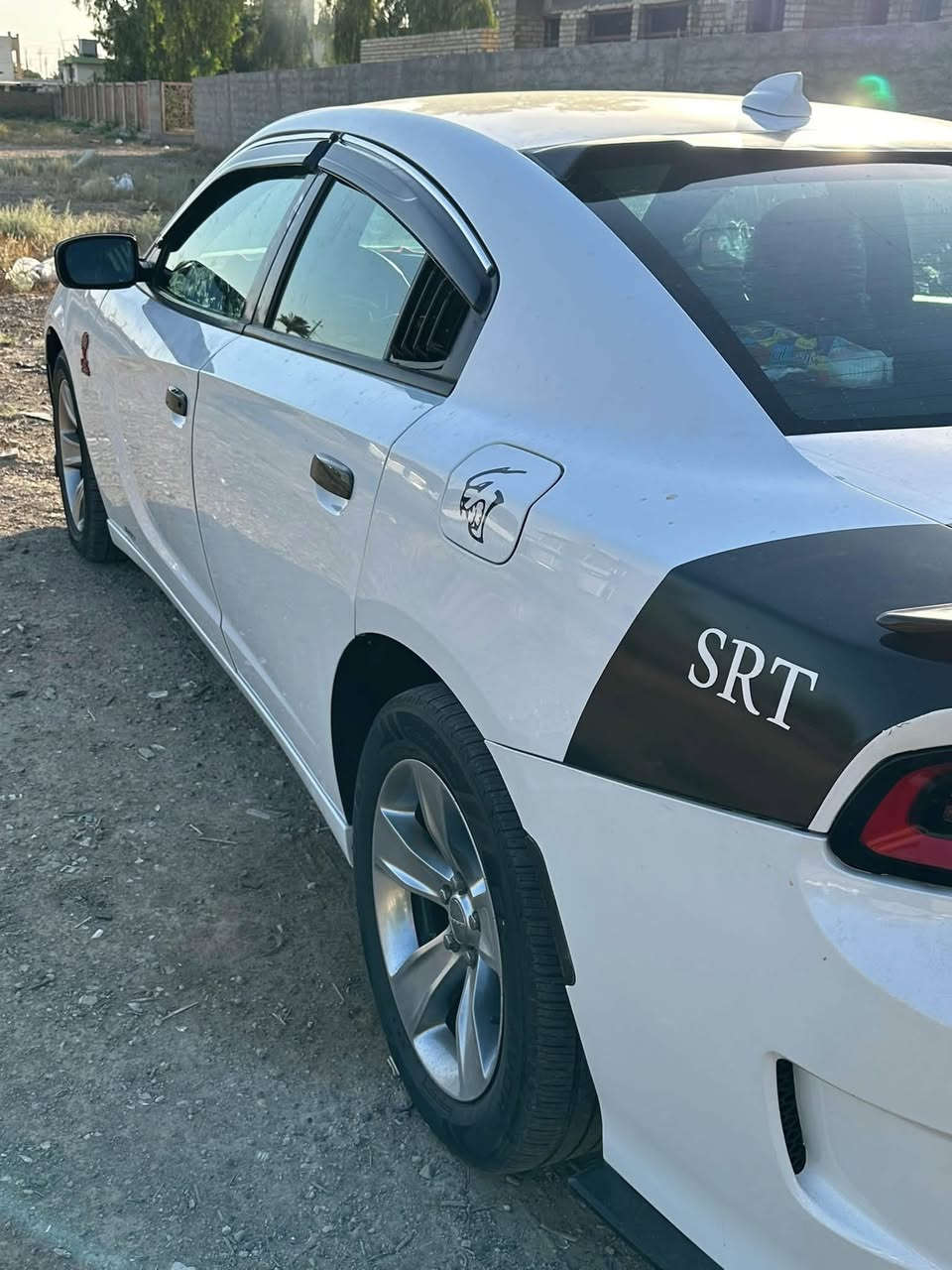 السلام عليكم 

جارجر sxt 2018 

كلين بدون حادث شبر صبغ يم البانزين 

السياره جديده ونظيفه استخدام شخصي

محرك 6 تو ويل

ماشيه 105

السعر 235 

للاستفسار ***********
