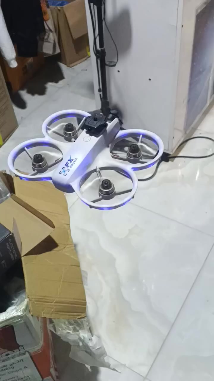 درون AIRCRAFT رتفاع 150 متر مدى 2 كيلو وقت طيران 35 دقيقه رجوع ذاتي تصوير فول HD. جوستك شاش CPS 
سعر 90 معه توصيله جميع محافضات العراق


**إذا كنت صاحب هذا الإعلان وتريد حذفه لأي سبب، رجاءا أرسل رسالة إلى الدعم الفني**