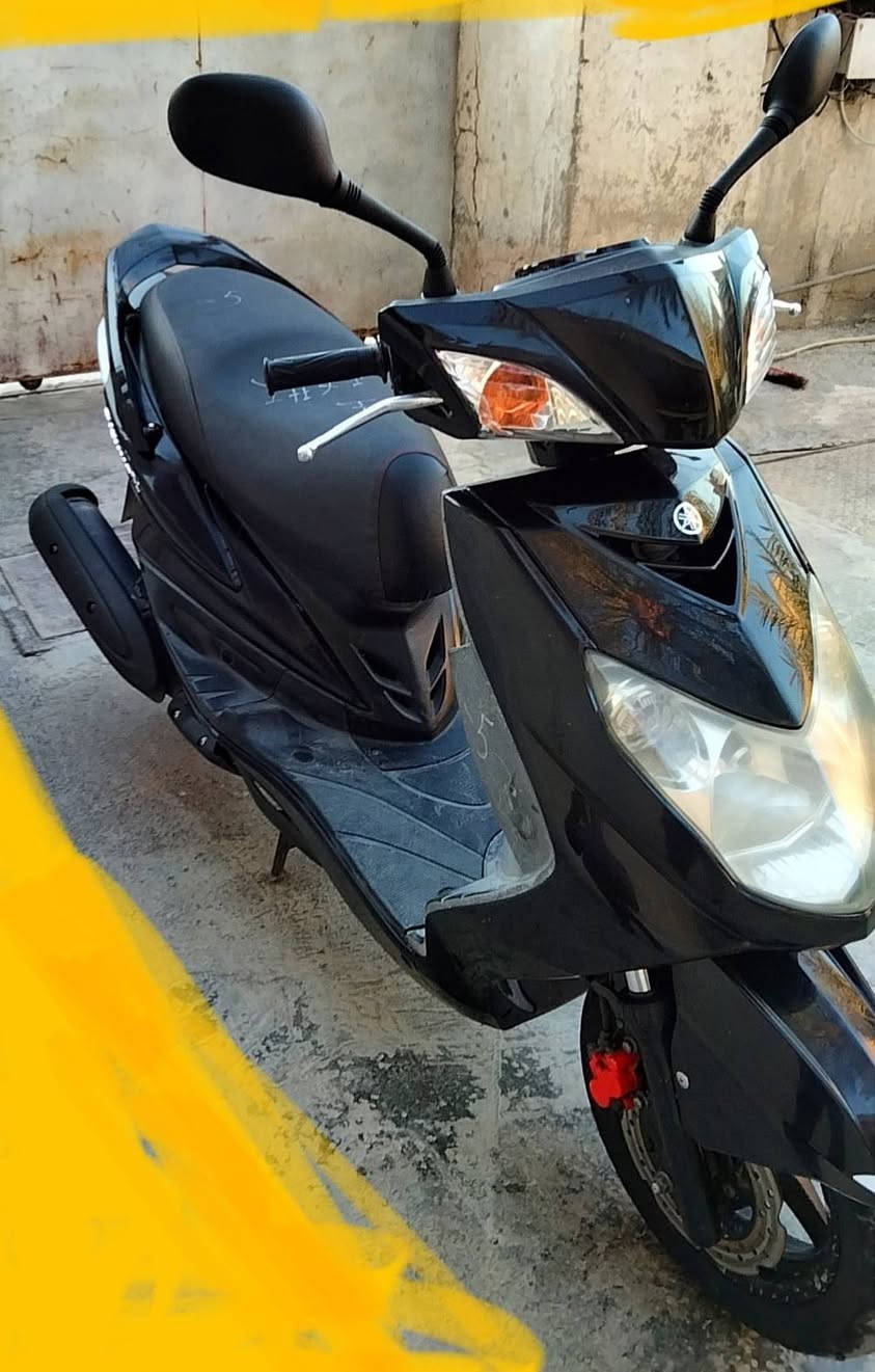 السلام عليكم
دراجه سكنز فحل يابانيه 
دراجه خير من الله جديده كا نقص مابيه 
الشراي يتصل ***********
سعر مليون او ميه 1.000.100
بغداد حبيبيه
